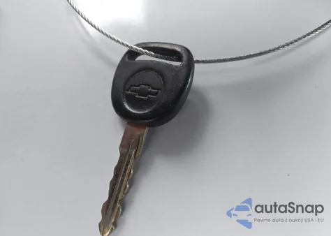 2002 Chevrolet Suburban 1500 Lt from USA, damaged, VIN 1GNFK16Z62J141935